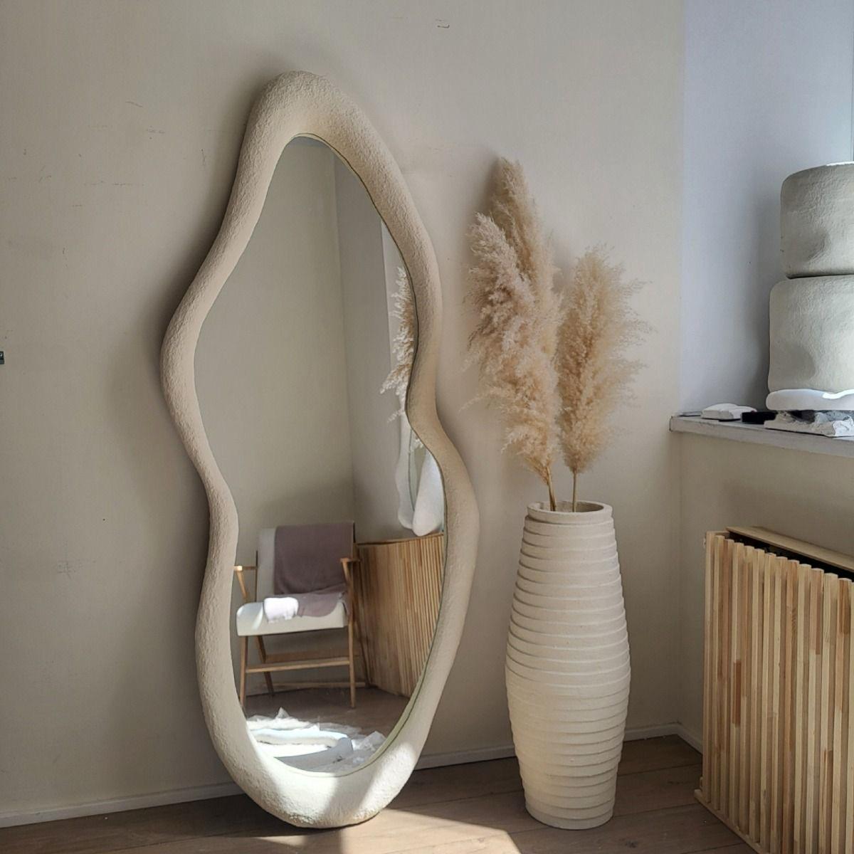 Solin Mirror